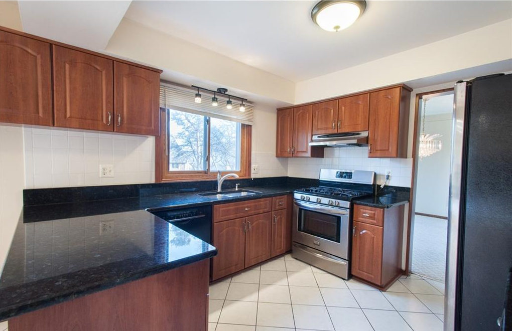 16668 White Haven, Northville Twp, MI 48168